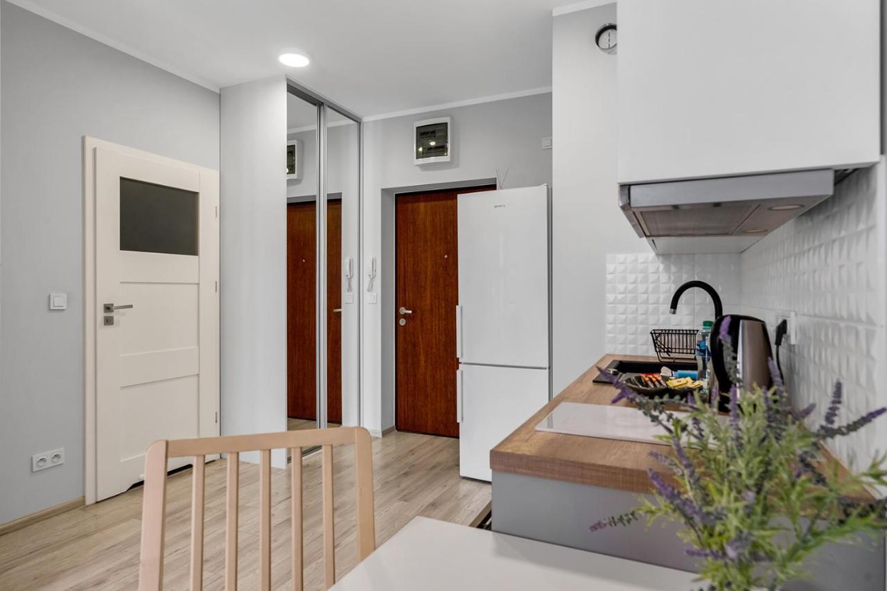 Wlochy Klinkierowa Comfort Apartment ワルシャワ エクステリア 写真