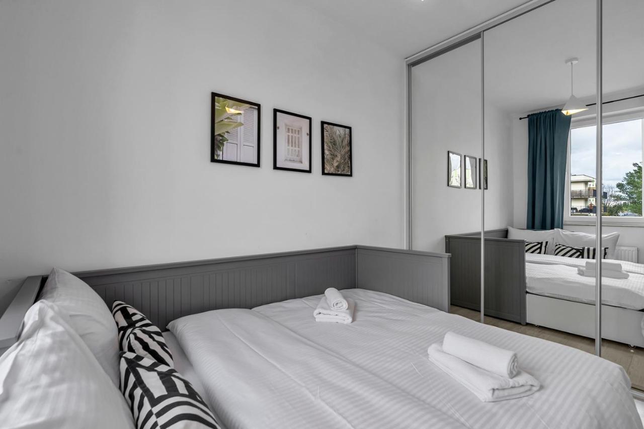 Wlochy Klinkierowa Comfort Apartment ワルシャワ エクステリア 写真